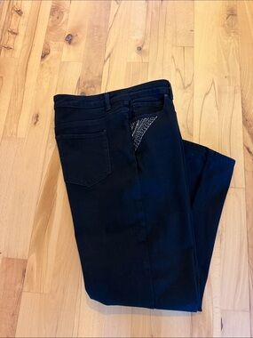 Style & Co. Black Straight Leg Jeans with Beaded Pocket Detail Tummy Control